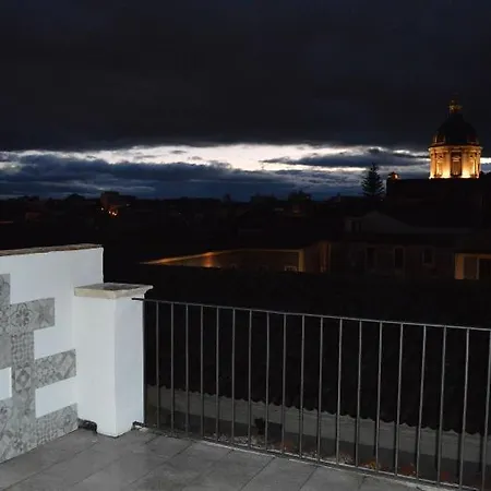 Bed, Book & Breakfast Landolina 3* Катания