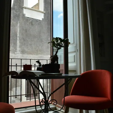 Bed, Book & Breakfast Landolina Alojamento de Acomodação e Pequeno-almoço 3*